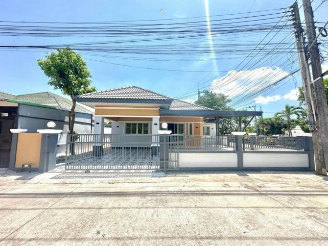 มบ.อิสตีนี ติดมอเตอร์เวย์เครือสหพัฒน์